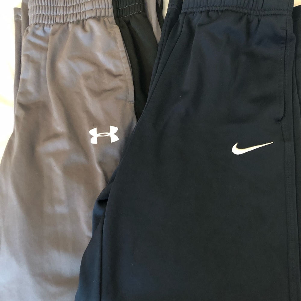 Two piece boys sweatpants under armour Nike XL